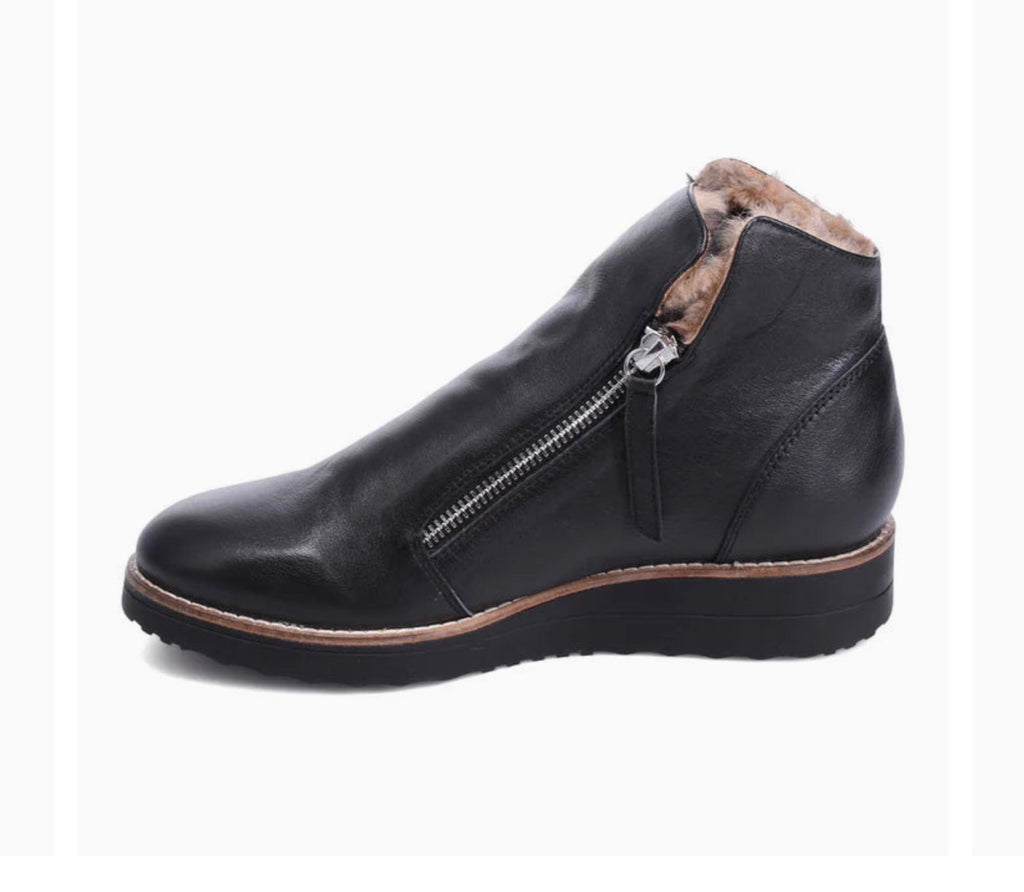 Django and Juliette Opal Leather Bootie Leopard