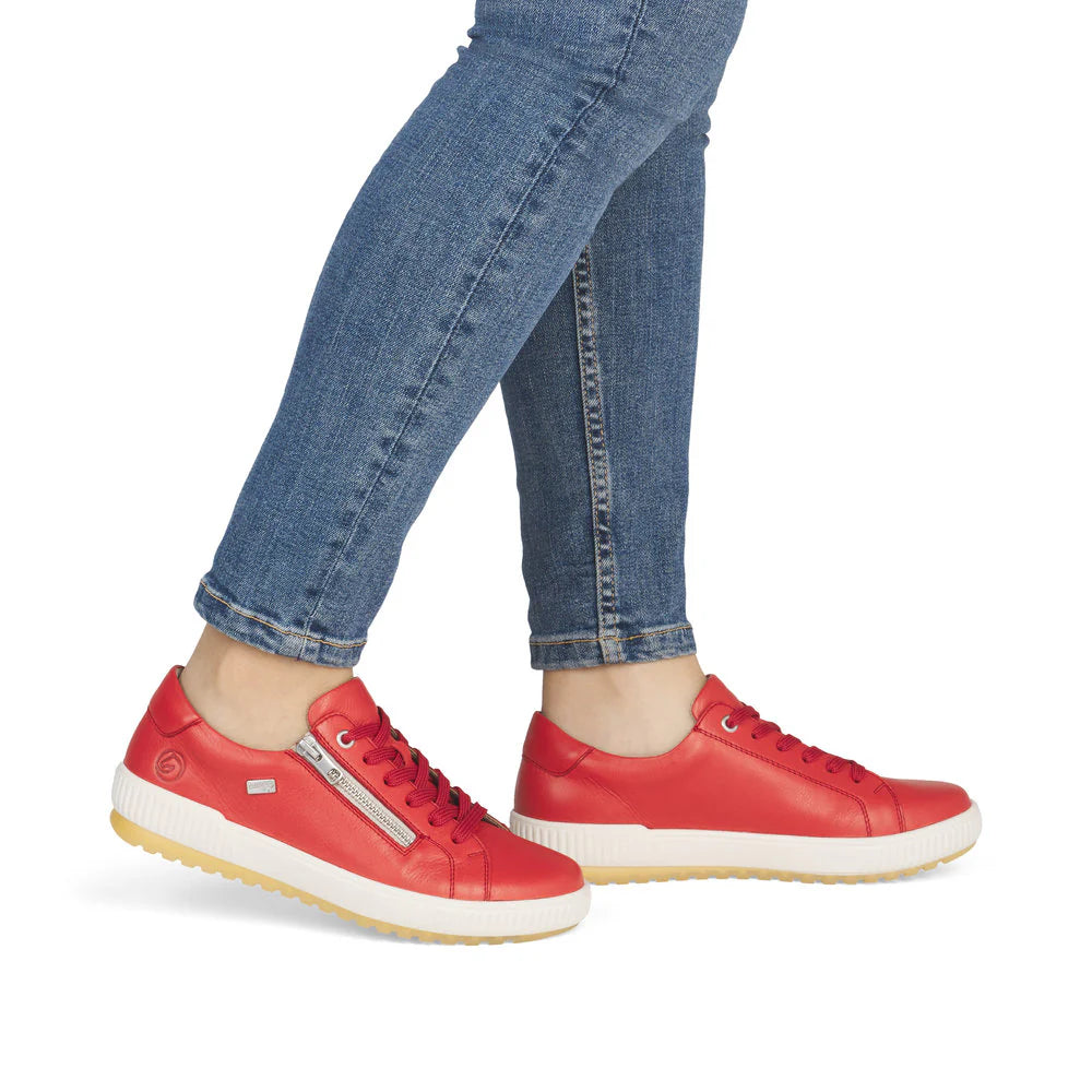Remonte Women's Lace-up Zip Sneaker - Red