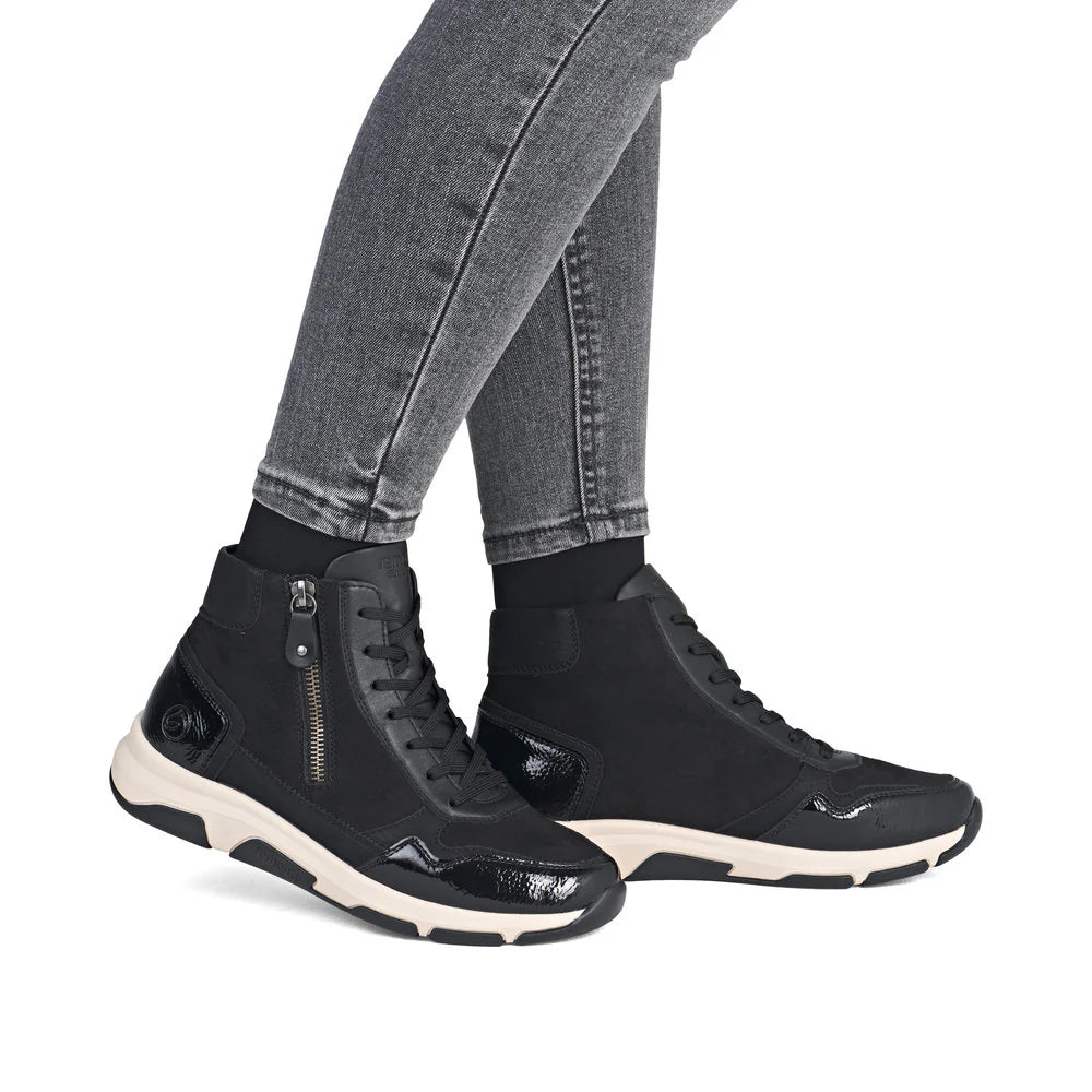 Remonte Women's Lace-up Zip Ankle Sneaker - Black