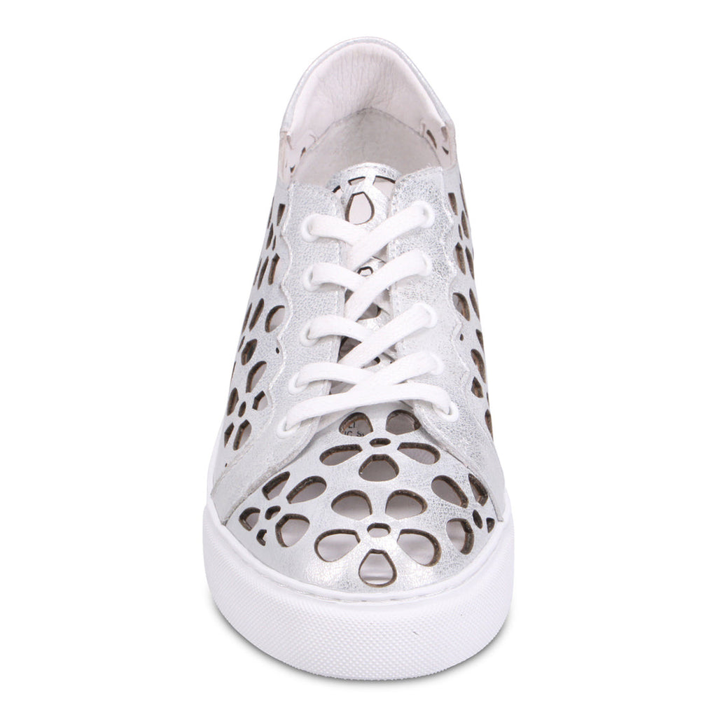 Django and Juliette Yarry Silver metallic Leather Sneakers