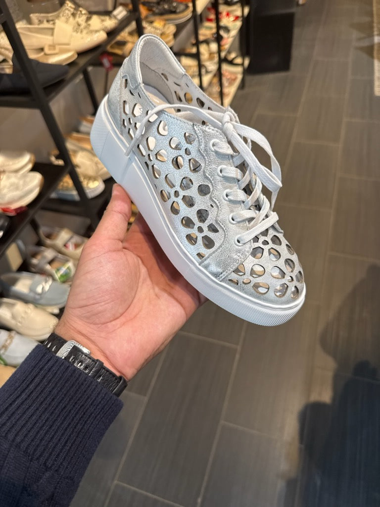 Django and Juliette Yarry Silver metallic Leather Sneakers