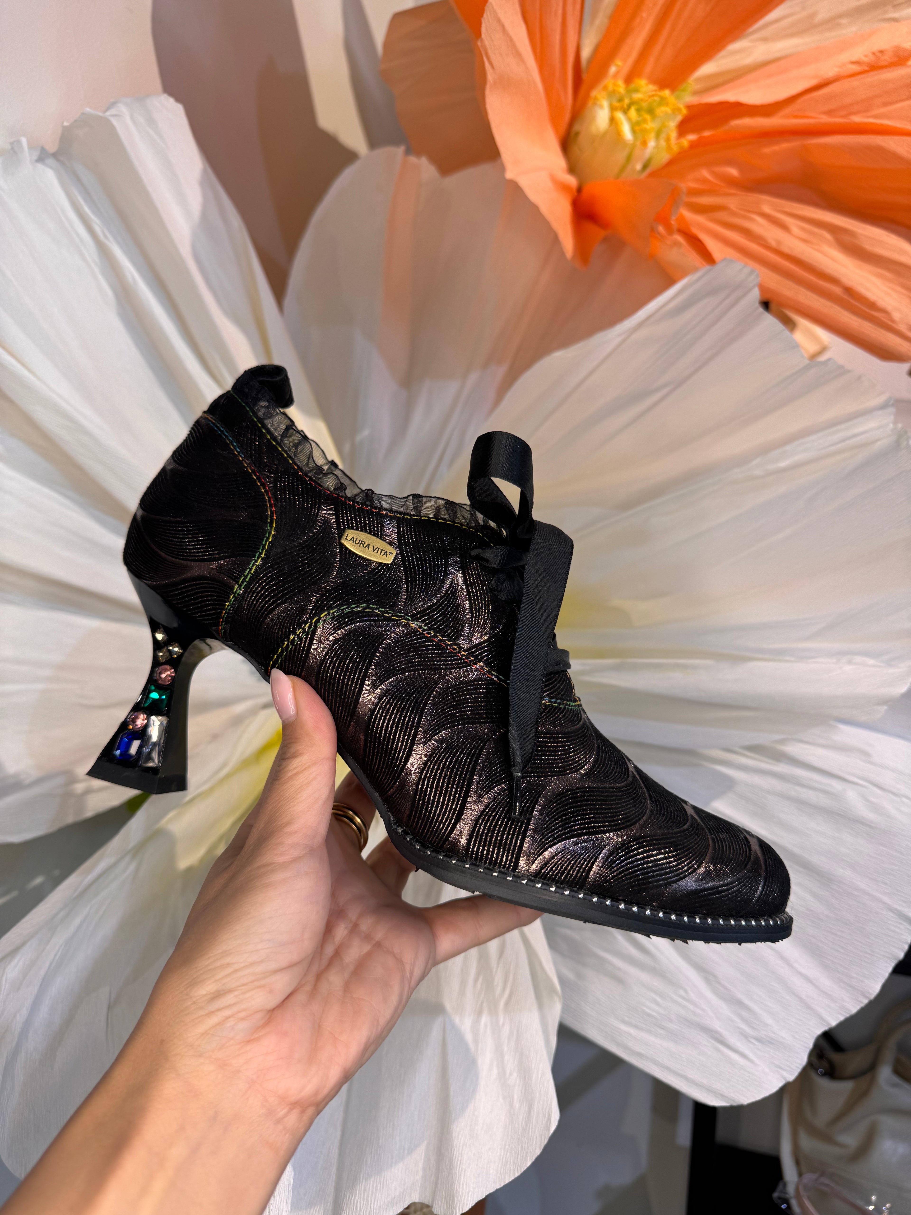 Laura Vita Acier Heel Shoe