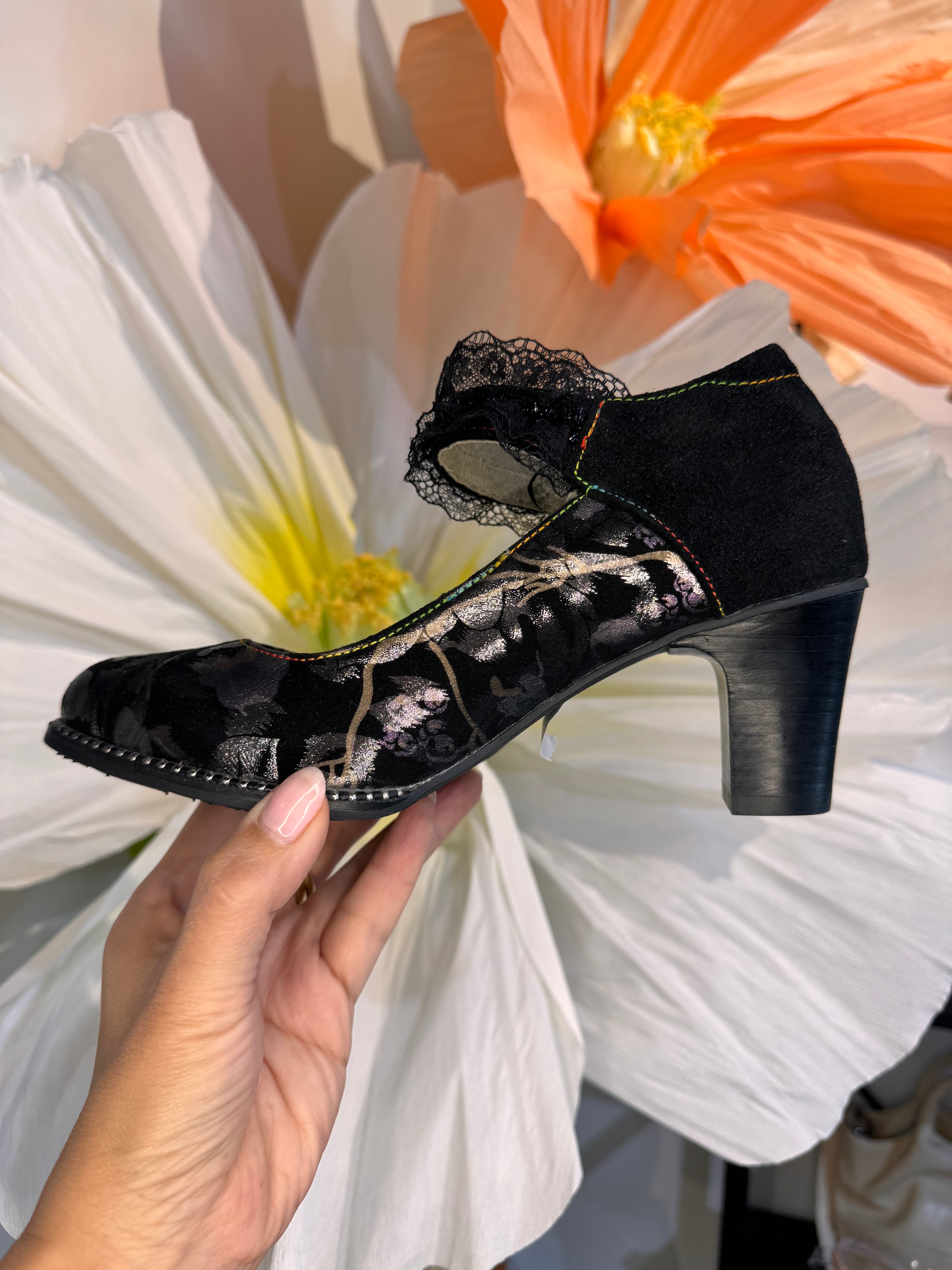 Laura Vita Mary Jane Black Heel with Lace Detail