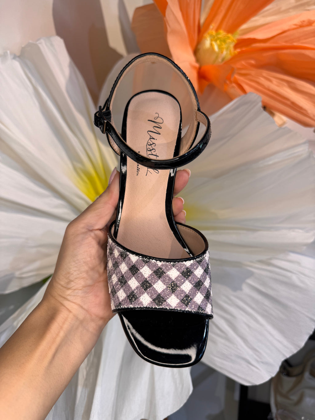 Laura Vita Black White Block Heel Sandal