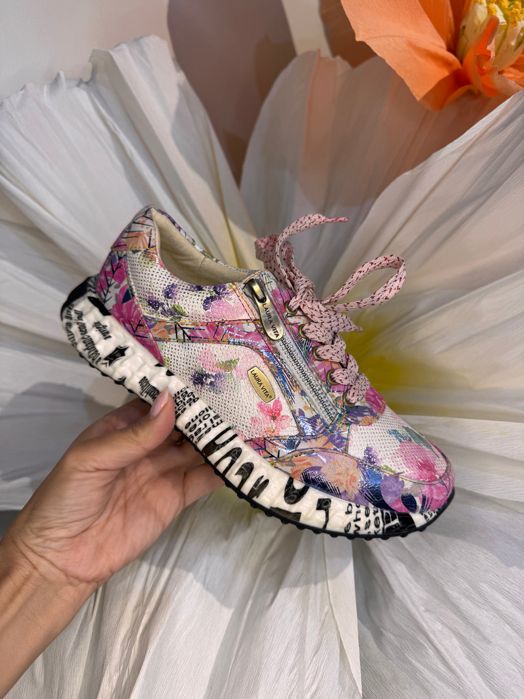 Laura Vita Pink Floral Sneaker