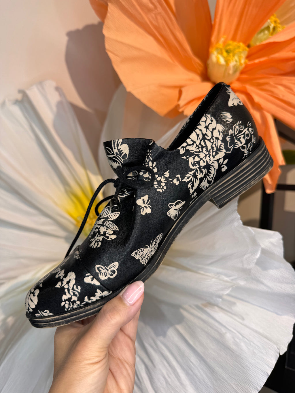 Django & Juliette Kotty Slip on - Milk Black Floral