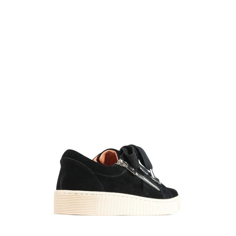 EOS Jovi Classic Sneaker - Black Leather