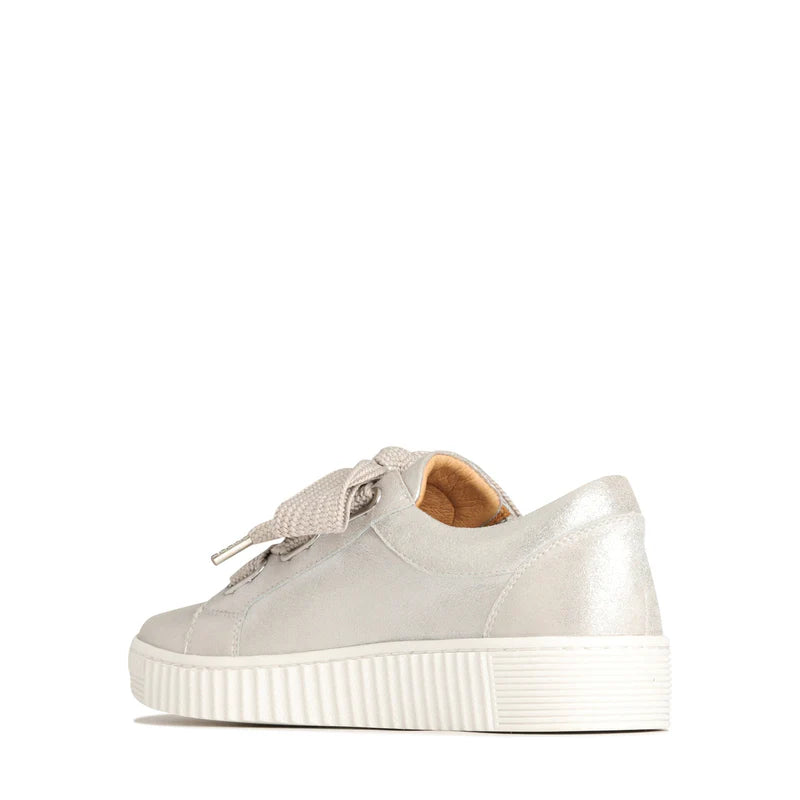 EOS Jovi Classic Sneaker - Silver Suede