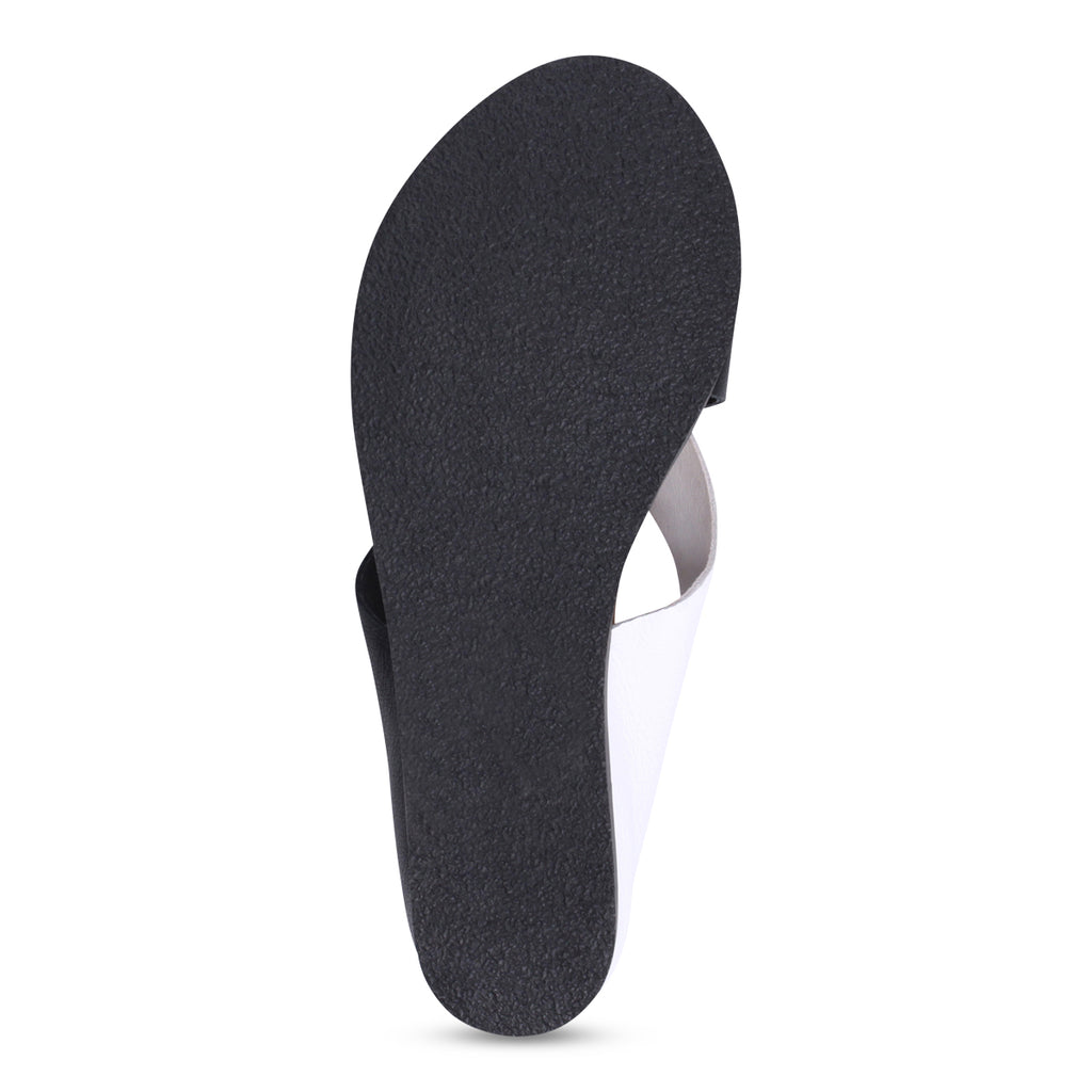 Django & Juliette Harli Slide Sandal - Black White