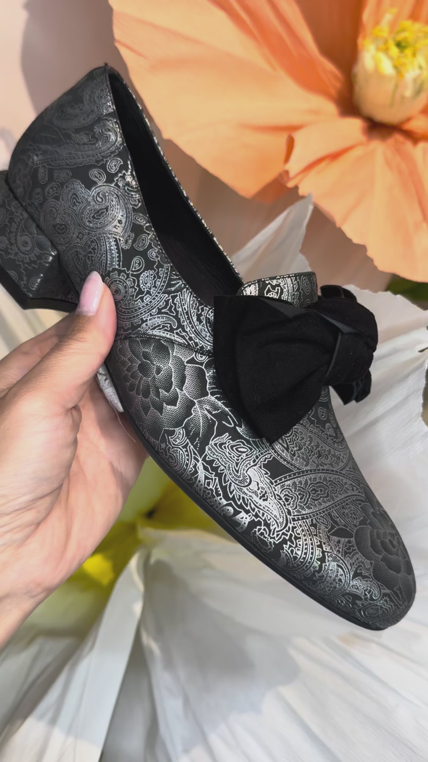 Django & Juliette Pewter Leather Varva Shoe