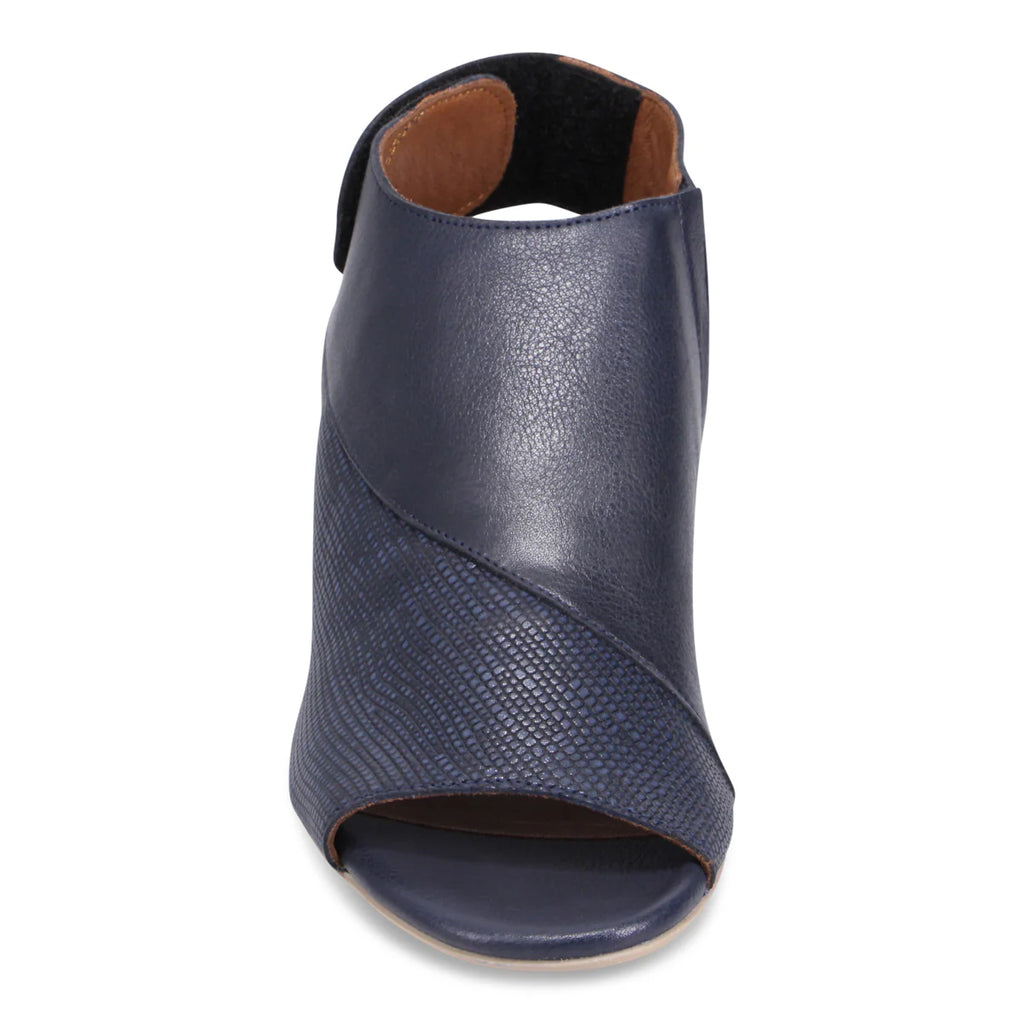 Bueno Rhodes Heel - Navy Combo